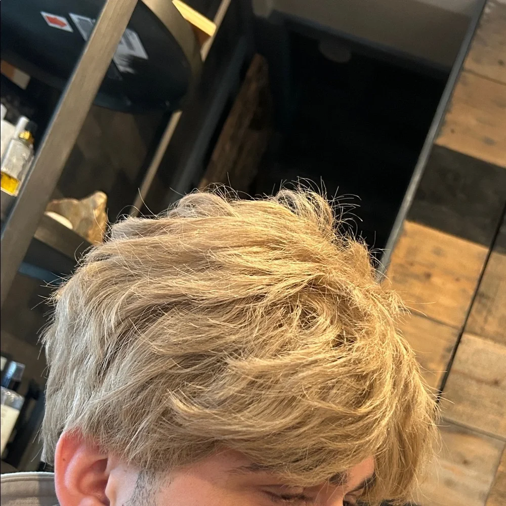 Henry Margu 100% Modacrylic‎ Dirty Blonde Shaggy Wig